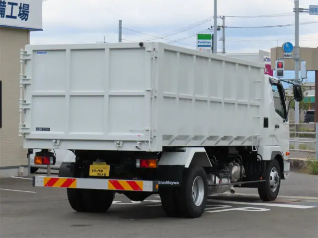 三菱 ファイター 2KG-FK72F(2WD)の写真3