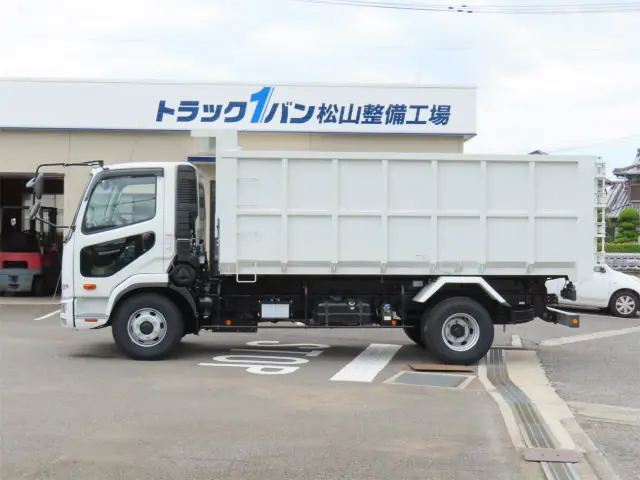 三菱 ファイター 2KG-FK72F(2WD)の写真4