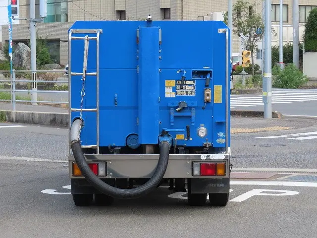 いすゞ エルフ SKG-NKR85AN(2WD)の写真8