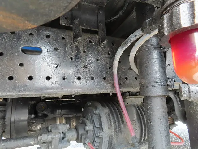 いすゞ エルフ SKG-NKR85AN(2WD)の写真44