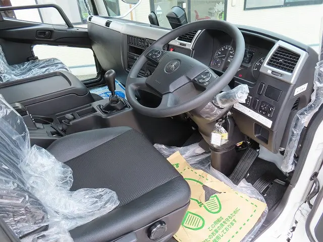 三菱 ファイター 2KG-FK65F(2WD)の写真10