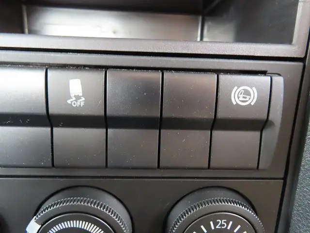 三菱 ファイター 2KG-FK65F(2WD)の写真18