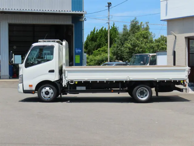 日野 デュトロ 2RG-XZU712M(2WD)の写真3