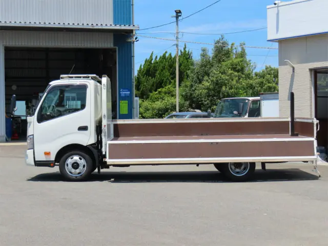日野 デュトロ 2RG-XZU712M(2WD)の写真8