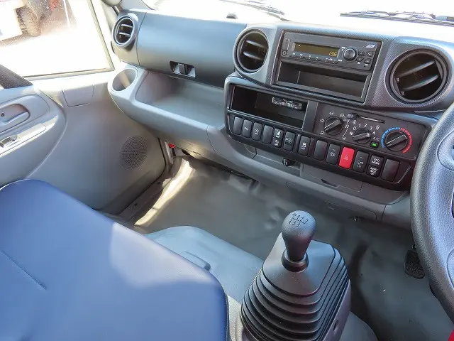 日野 デュトロ 2WG-XZU633T(2WD)の写真14
