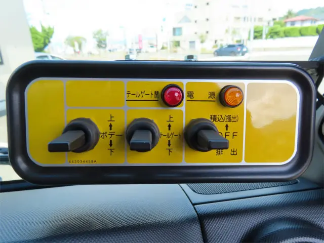 日野 デュトロ 2WG-XZU606X(2WD)の写真18