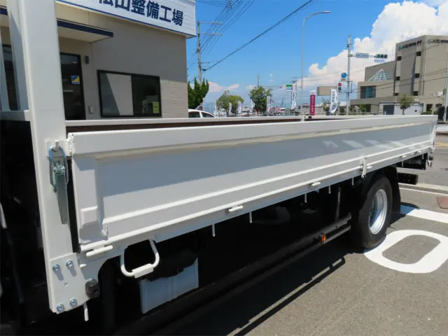 日野 デュトロ 2WG-XZU713W(2WD)の写真32
