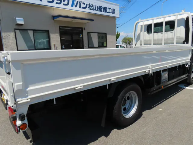 日野 デュトロ 2WG-XZU713W(2WD)の写真33