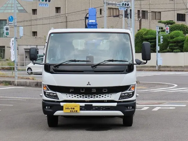 三菱 キャンター 2RG-FEB80(2WD)の写真5