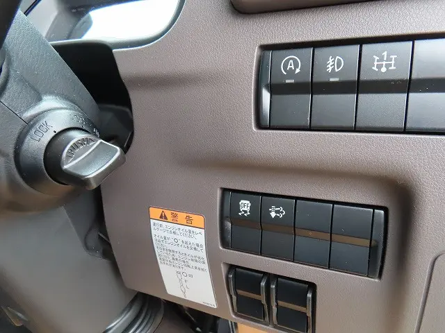 三菱 キャンター 2RG-FEB80(2WD)の写真13