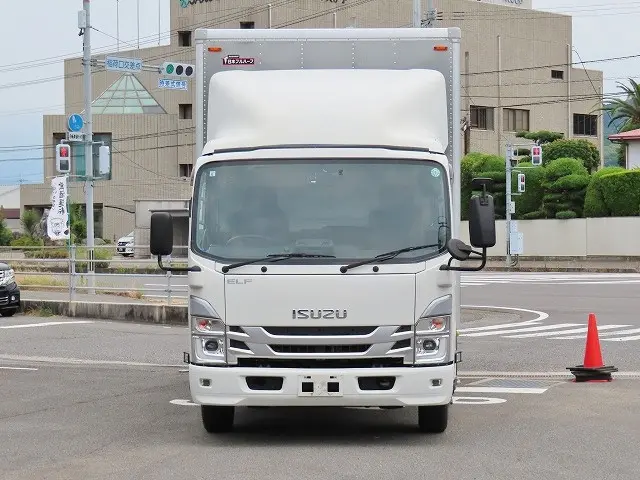 いすゞ エルフ 2RG-NPR88AN(2WD)の写真6