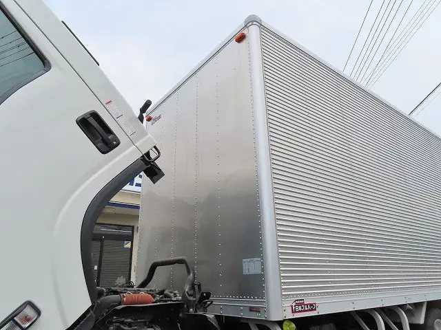 いすゞ エルフ 2RG-NPR88AN(2WD)の写真30