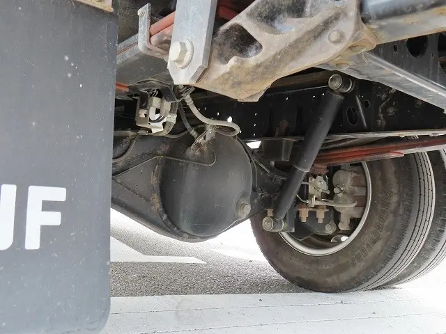 いすゞ エルフ 2RG-NPR88AN(2WD)の写真49