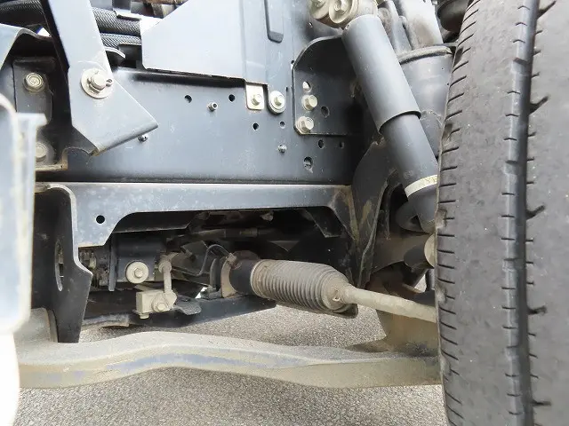 いすゞ エルフ 2RG-NPR88AN(2WD)の写真50