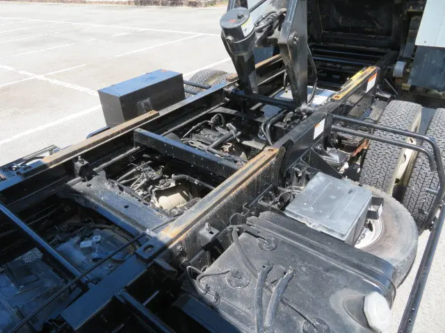 いすゞ フォワード 2RG-FRR90S1(2WD)の写真45