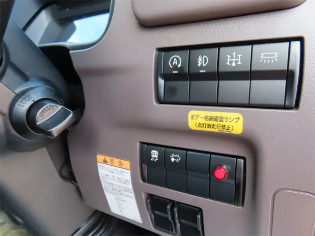 三菱 キャンター 2PG-FEB80(2WD)の写真14