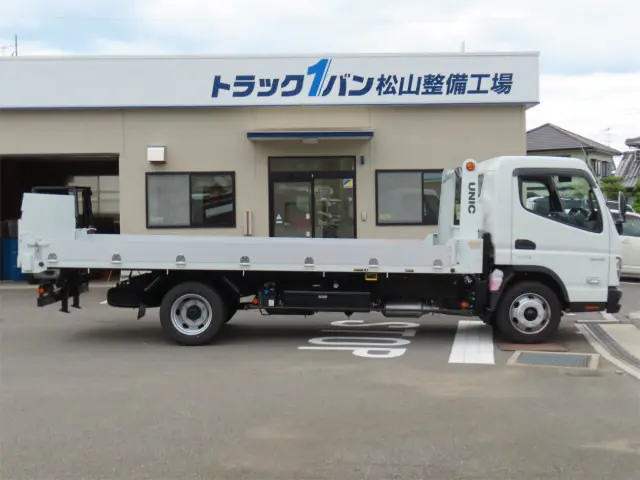 三菱 キャンター 2RG-FEB80(2WD)の写真4