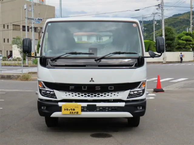 三菱 キャンター 2RG-FEB80(2WD)の写真5