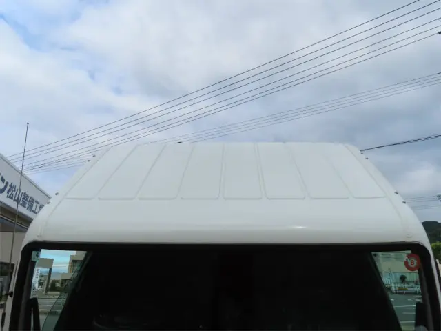 三菱 キャンター 2RG-FEB80(2WD)の写真6