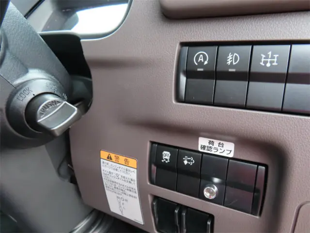三菱 キャンター 2RG-FEB80(2WD)の写真15