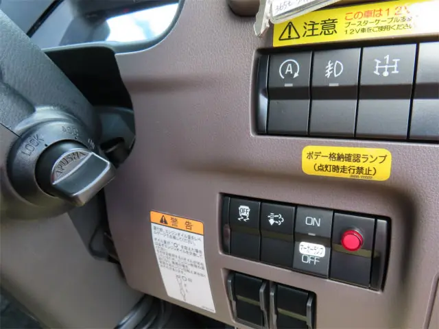 三菱 キャンター 2PG-FEB90(2WD)の写真16