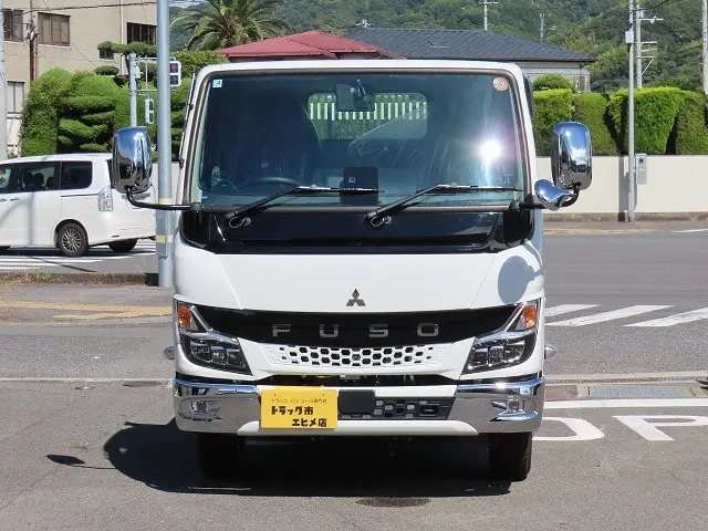 三菱 キャンター 2RG-FBA60(2WD)の写真5