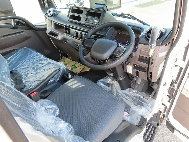 三菱 キャンター 2RG-FBA60(2WD)の写真12