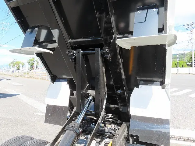 三菱 キャンター 2RG-FBA60(2WD)の写真48