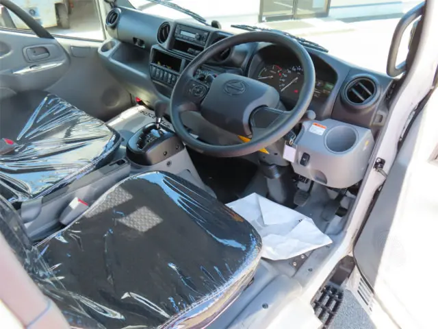 日野 デュトロ 2WG-XZU606M(2WD)の写真10