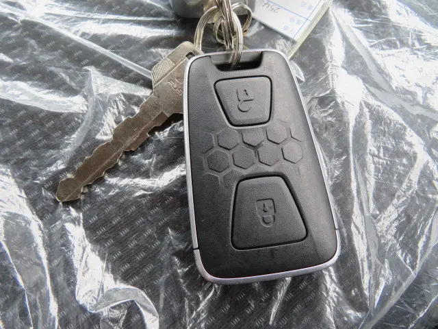 三菱 キャンター 2PG-FEB80(2WD)の写真22