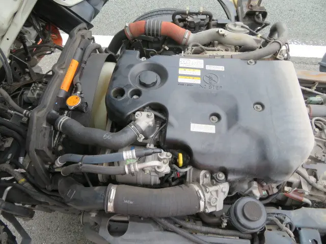 いすゞ エルフ TKG-NHR85AN(2WD)の写真5