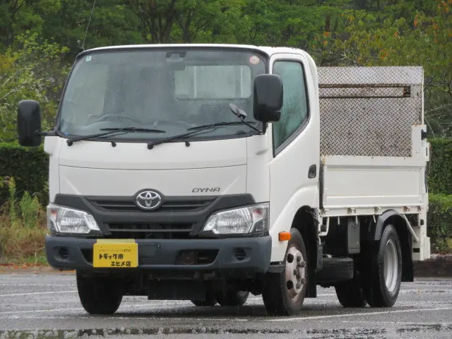 トヨタ ダイナ TPG-XZC605(2WD)の写真1