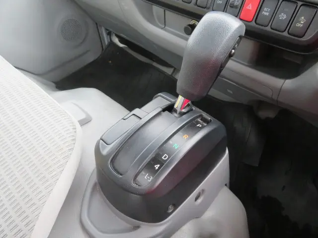 トヨタ ダイナ TPG-XZC605(2WD)の写真17