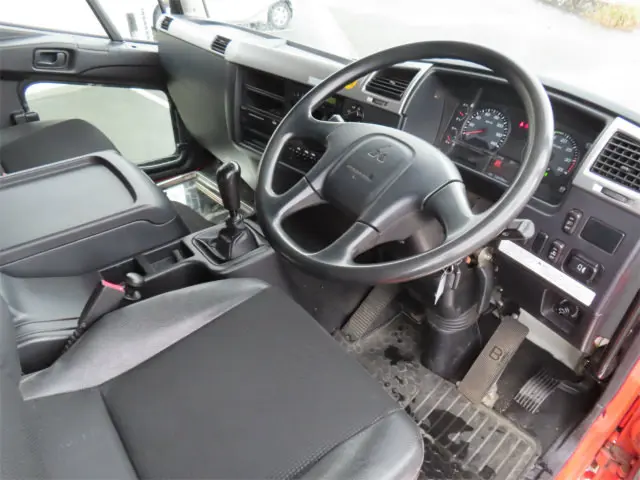 三菱 ファイター 2KG-FK62FZ(2WD)の写真4