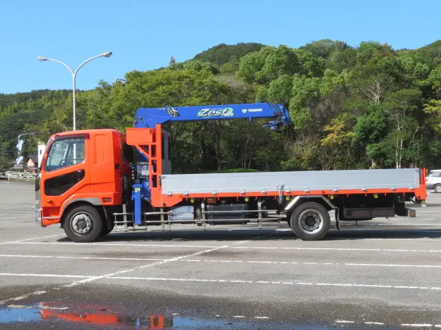三菱 ファイター 2KG-FK62FZ(2WD)の写真4