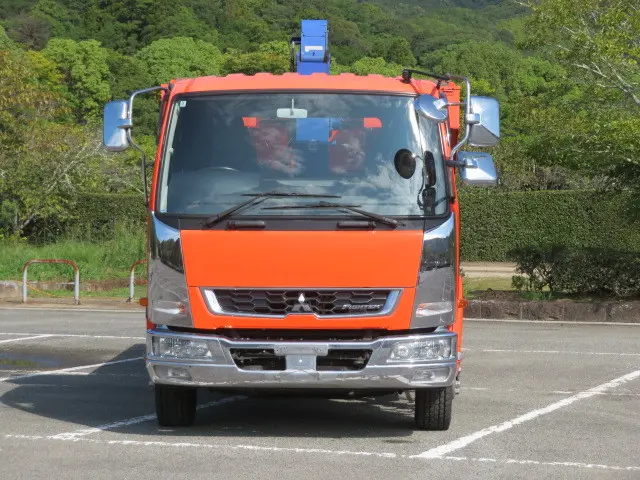 三菱 ファイター 2KG-FK62FZ(2WD)の写真6