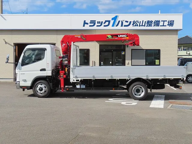 三菱 キャンター 2RG-FEB80(2WD)の写真3