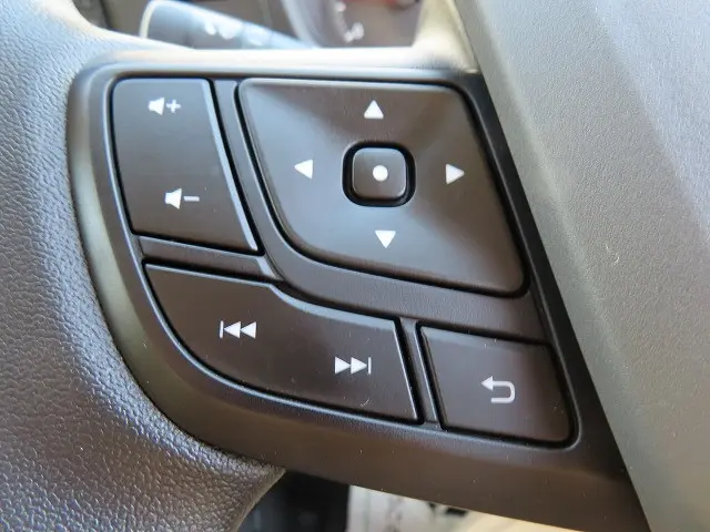 いすゞ エルフ 2TG-NPR88AM(2WD)の写真17