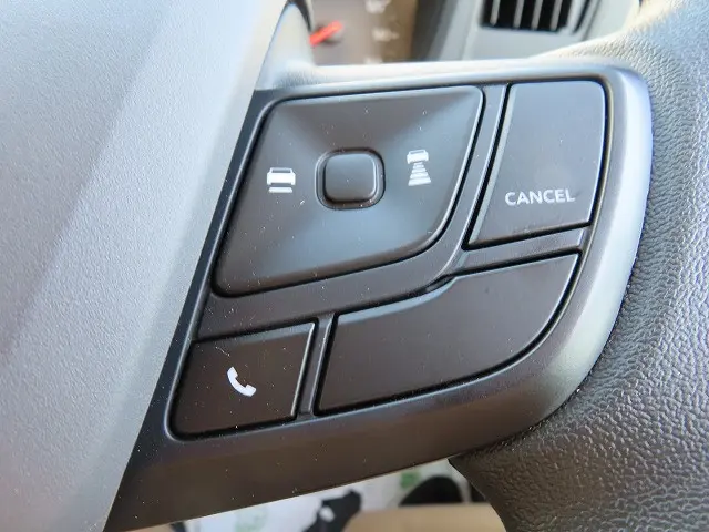 いすゞ エルフ 2TG-NPR88AM(2WD)の写真18