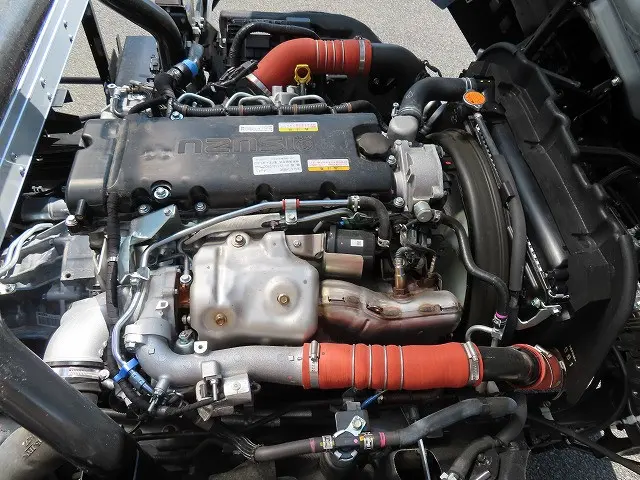 いすゞ エルフ 2TG-NPR88AM(2WD)の写真43