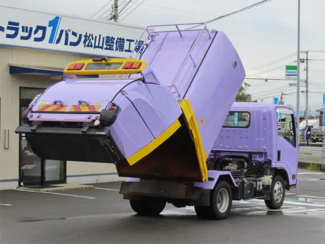 いすゞ エルフ TPG-NMR85N(2WD)の写真8