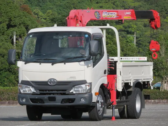 トヨタ ダイナ TKG-XZU685(4WD)の写真1
