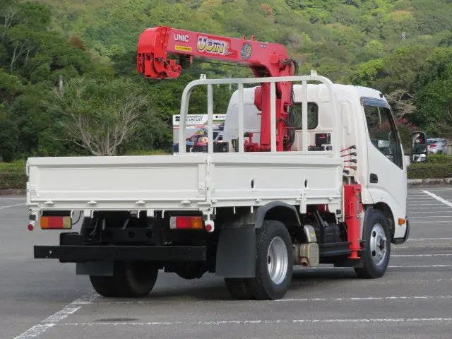 トヨタ ダイナ TKG-XZU685(4WD)の写真2