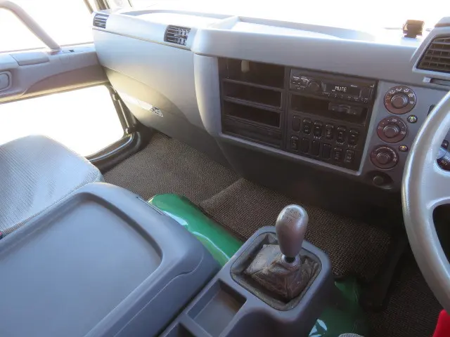 三菱 ファイター QKG-FK62FZ(2WD)の写真19
