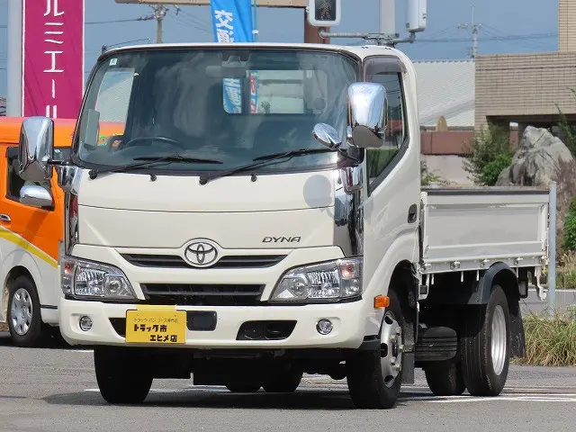 トヨタ ダイナ TKG-XZC605(2WD)の写真1