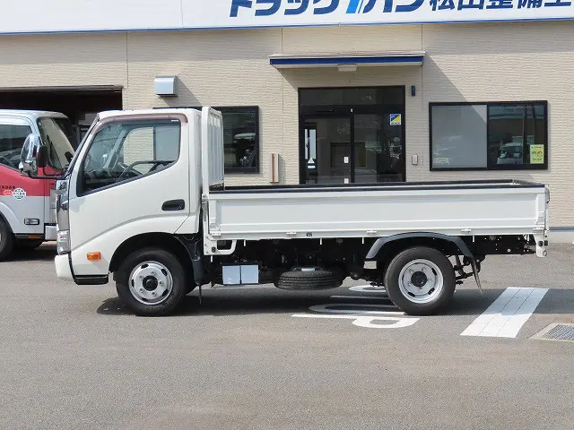 トヨタ ダイナ TKG-XZC605(2WD)の写真3