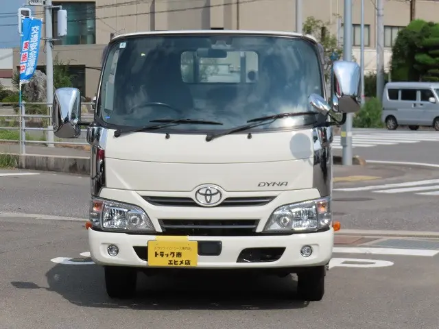 トヨタ ダイナ TKG-XZC605(2WD)の写真5