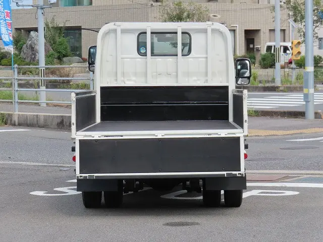 トヨタ ダイナ TKG-XZC605(2WD)の写真8