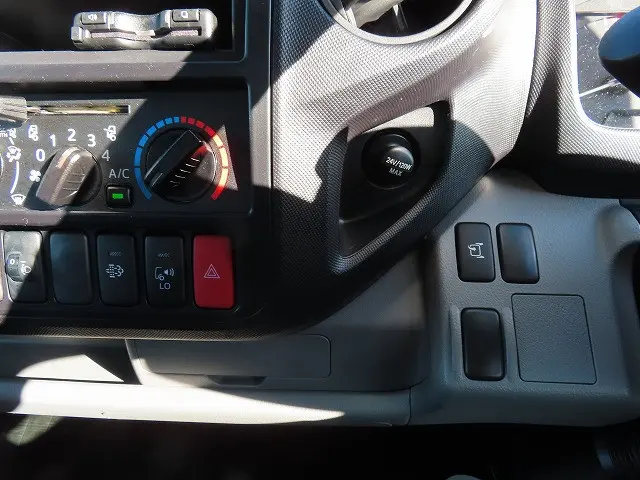 日野 デュトロ 2WG-XZU713M(2WD)の写真17
