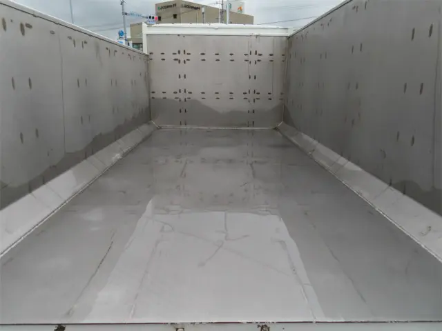 三菱 キャンター 2PG-FDA60(4WD)の写真3
